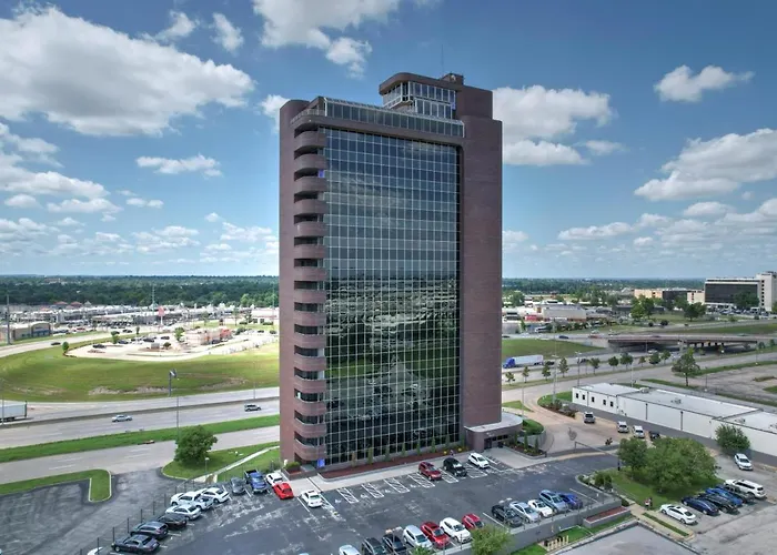 Stunning One Bedroom Penthouse With Views 4* Tulsa