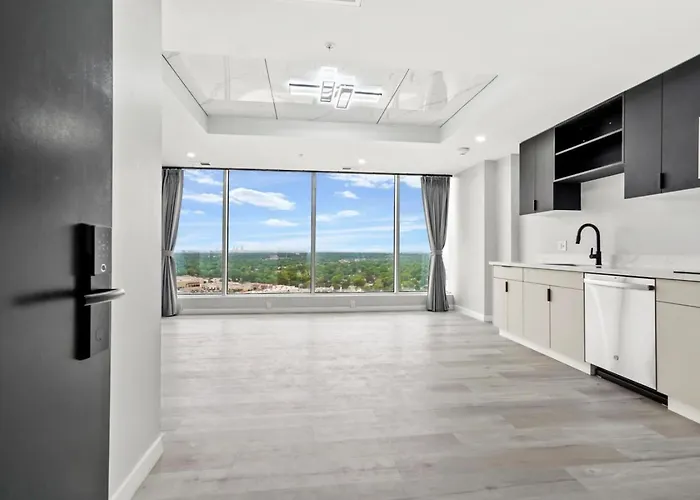 Stunning One Bedroom Penthouse With Views Aparthotel Tulsa